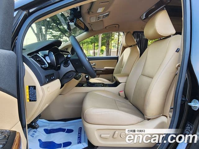 Kia All New Carnival Prestige, 2016 11