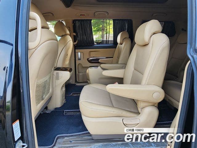 Kia All New Carnival Prestige, 2016 12