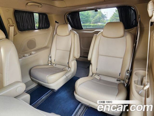 Kia All New Carnival Prestige, 2016 13