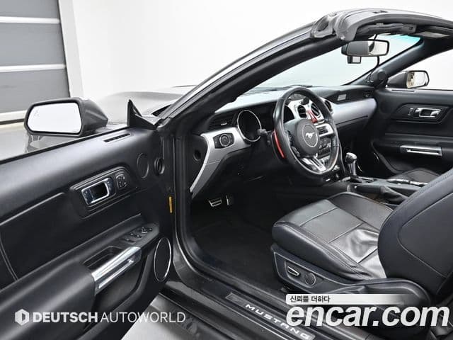 Ford Mustang GT кабриолет, 2017 11