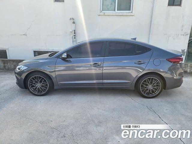 Hyundai Avante AD 1.6 GDI Value Plus, 2018 3