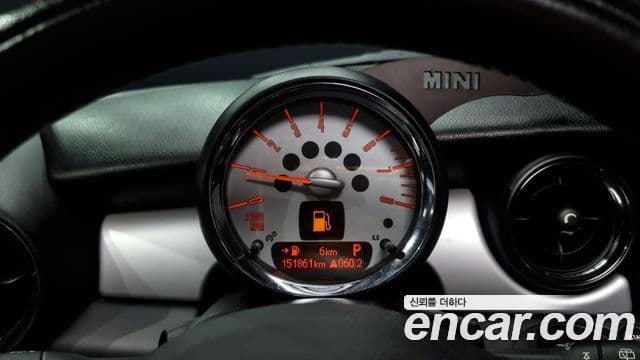 Mini Cooper 2세대, 2009 8