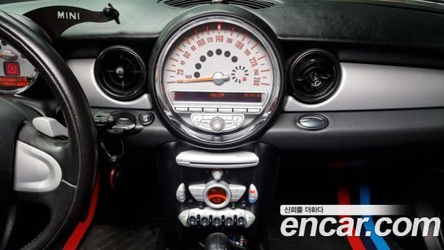 Mini Cooper 2세대, 2009 14