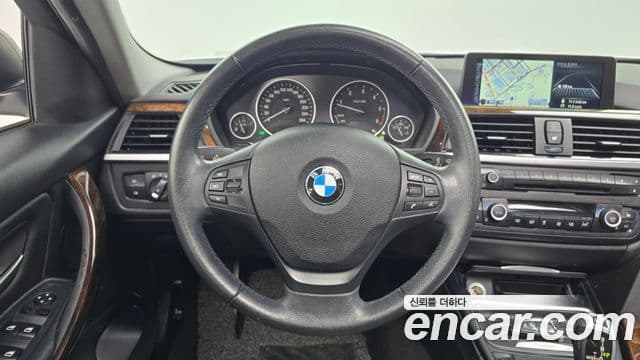 BMW 3시리즈 (F30), 2015 13