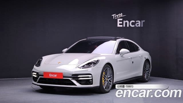 Porsche Panamera (971) 4.0 турбо S, 2023 1