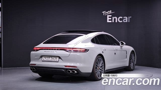 Porsche Panamera (971) 4.0 турбо S, 2023 2