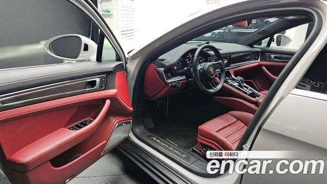 Porsche Panamera (971) 4.0 турбо S, 2023 10