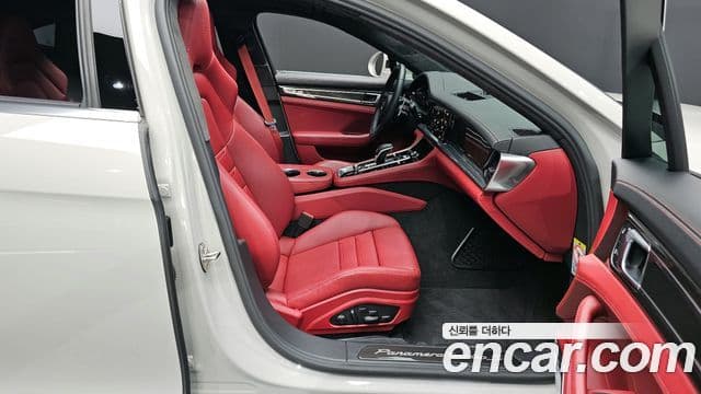 Porsche Panamera (971) 4.0 турбо S, 2023 11