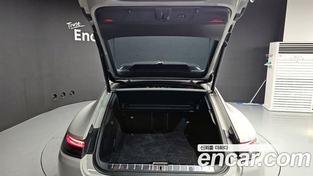 Porsche Panamera (971) 4.0 турбо S, 2023 20