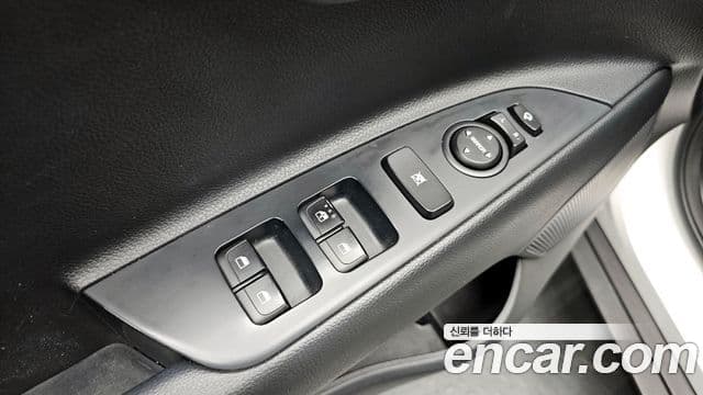 Kia Stonic Prestige, 2019 17