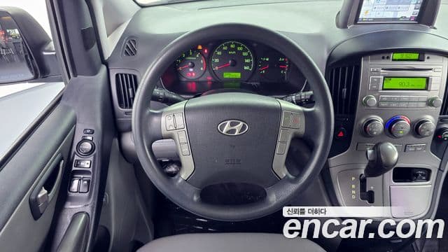 Hyundai Grand Starex CVX Luxury, 2015 13