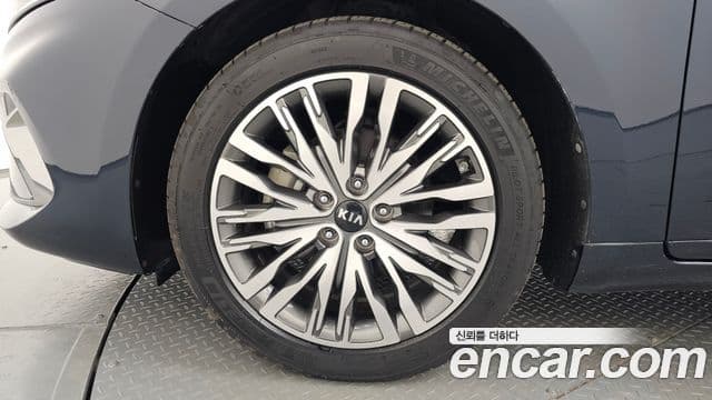 Kia K7 Premier гибрид Noblesse, 2020 все фото