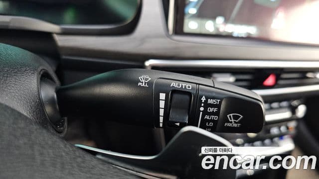 Kia K7 Premier гибрид Noblesse, 2020 18