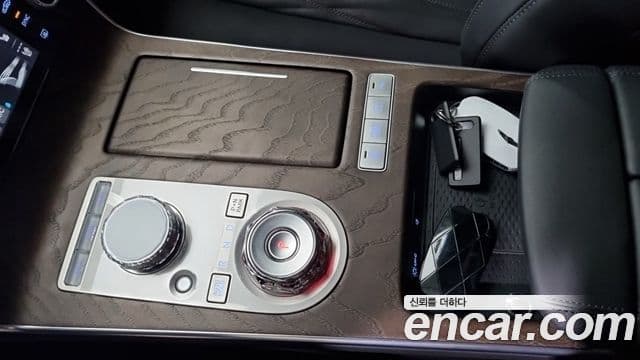 Genesis G80 (RG3) бензин 2.5 турбо AWD, 2025 9