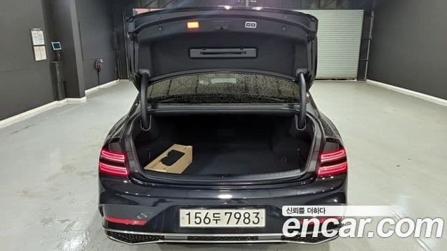 Genesis G80 (RG3) бензин 2.5 турбо AWD, 2025 18