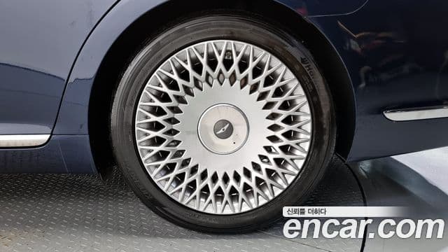 Genesis G90 Prestige, 2020 все фото