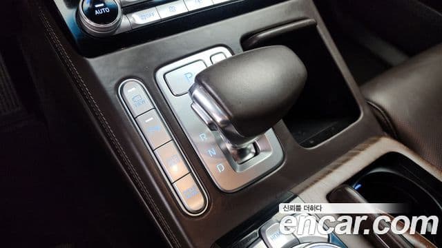 Genesis G90 Prestige, 2020 9