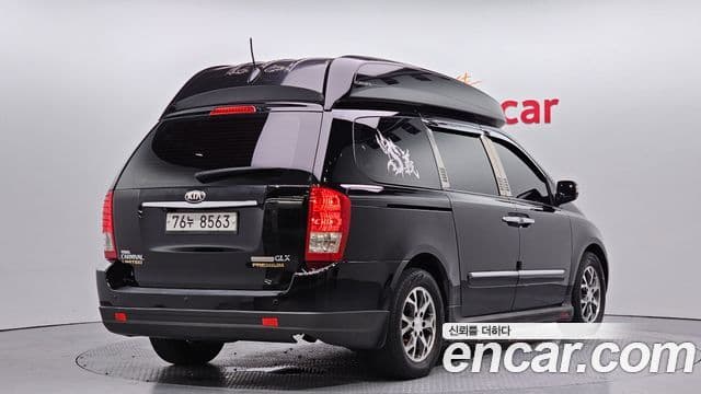 Kia Carnival R Premium, 2013 2