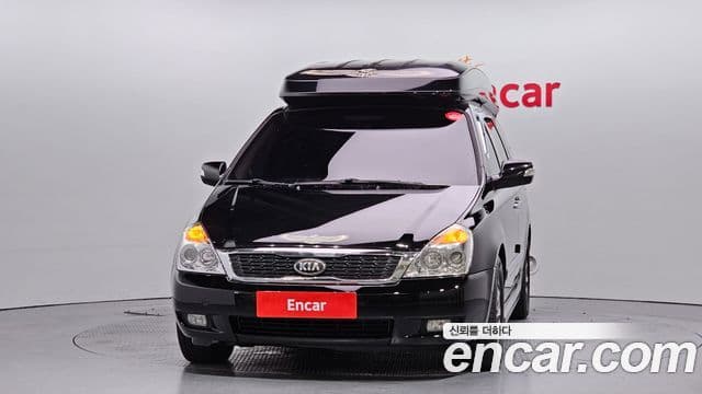 Kia Carnival R Premium, 2013 3