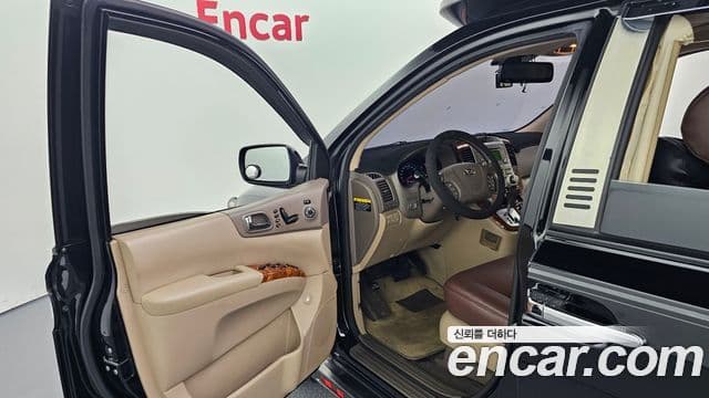 Kia Carnival R Premium, 2013 10