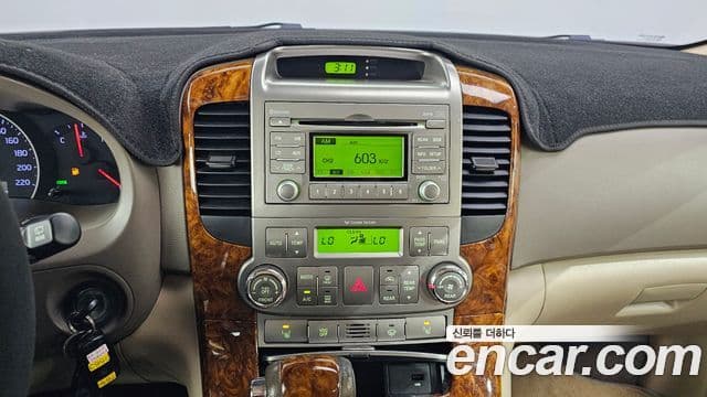 Kia Carnival R Premium, 2013 15
