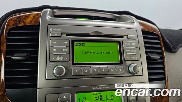 Kia Carnival R Premium, 2013 16