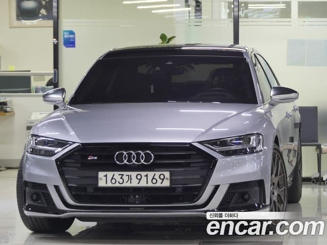 Audi S8 (D5) 4.0 TFSI Quattro LWB, 2020 1