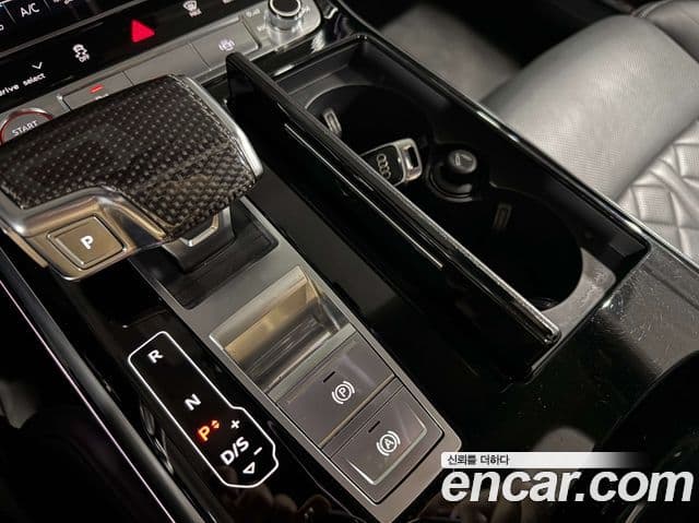 Audi S8 (D5) 4.0 TFSI Quattro LWB, 2020 9
