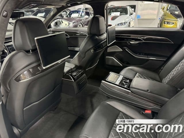 Audi S8 (D5) 4.0 TFSI Quattro LWB, 2020 14