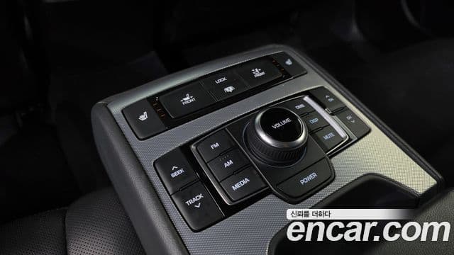 Genesis G80 Premium Luxury, 2017 18