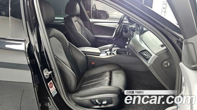 BMW 5시리즈 (G30) 520d xDrive M Sport, 2017 10