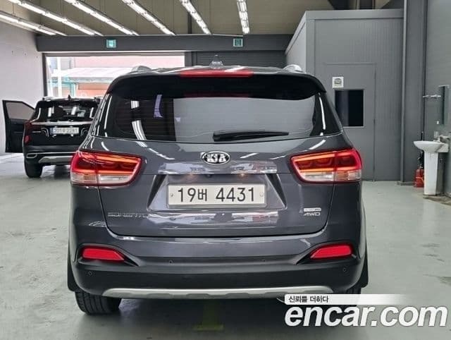 Kia All New Sorento Prestige, 2015 3