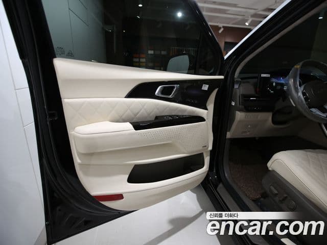 Kia Carnival 4세대 9인승 High Limousine(компания по спецнадстройкам), 2023 4