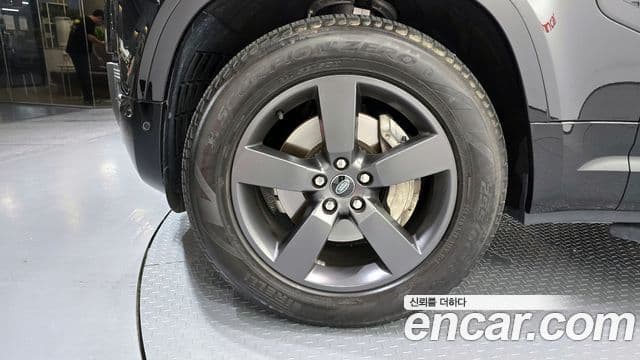 Land Rover Defender (L663) 130 D300 X-Dynamic HSE, 2024 все фото