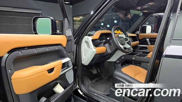 Land Rover Defender (L663) 130 D300 X-Dynamic HSE, 2024 11