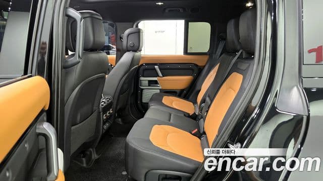 Land Rover Defender (L663) 130 D300 X-Dynamic HSE, 2024 12