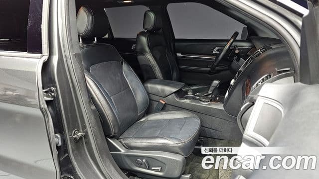 Ford Explorer 5세대, 2017 10