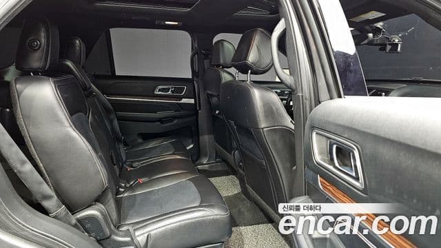 Ford Explorer 5세대, 2017 11