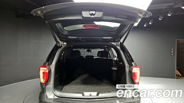 Ford Explorer 5세대, 2017 20
