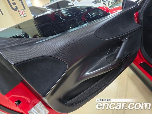 Ferrari SF90 스트라달레, 2021 6