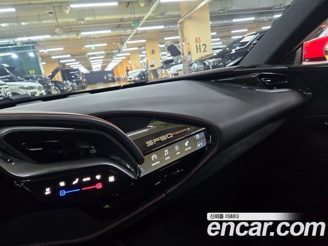 Ferrari SF90 스트라달레, 2021 9