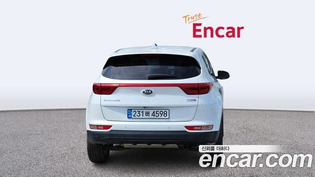 Kia Sportage 4세대 дизель 1.7 2WD Trendy, 2018 4