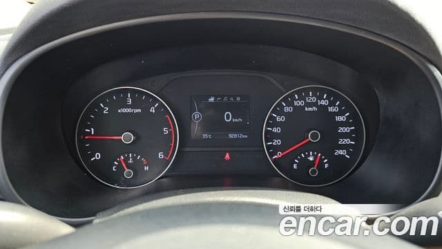 Kia Sportage 4세대 дизель 1.7 2WD Trendy, 2018 8