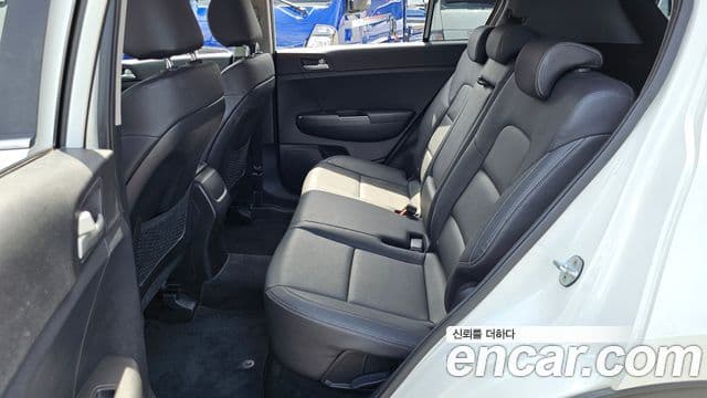Kia Sportage 4세대 дизель 1.7 2WD Trendy, 2018 12