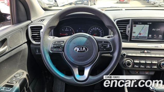 Kia Sportage 4세대 дизель 1.7 2WD Trendy, 2018 13