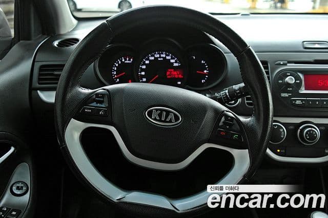 Kia All New Morning Luxury, 2012 11