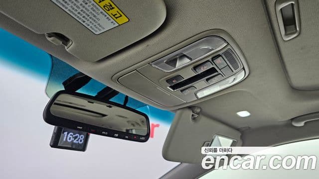 Kia The / новый New Carnival Luxury, 2019 18