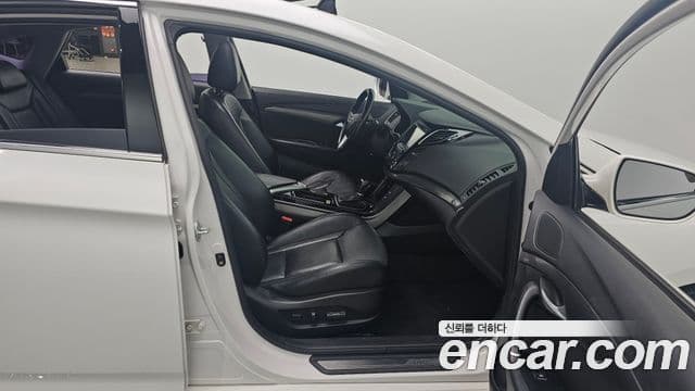 Hyundai i40 살룬 Modern, 2012 16