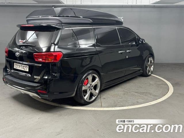 Kia The / новый New Carnival 9인승 High Limousine(компания по спецнадстройкам), 2019 4