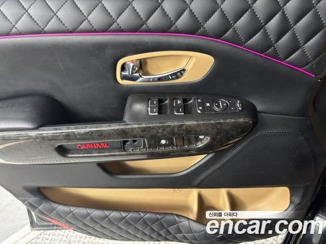Kia The / новый New Carnival 9인승 High Limousine(компания по спецнадстройкам), 2019 17